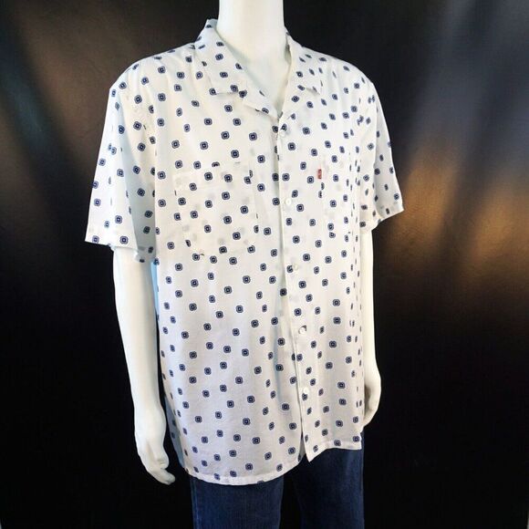 Levi's Mens Shirt Classic Camp Collar Relaxed Fit Size XL Short Sleeve New Gift - Picture 2 of 11